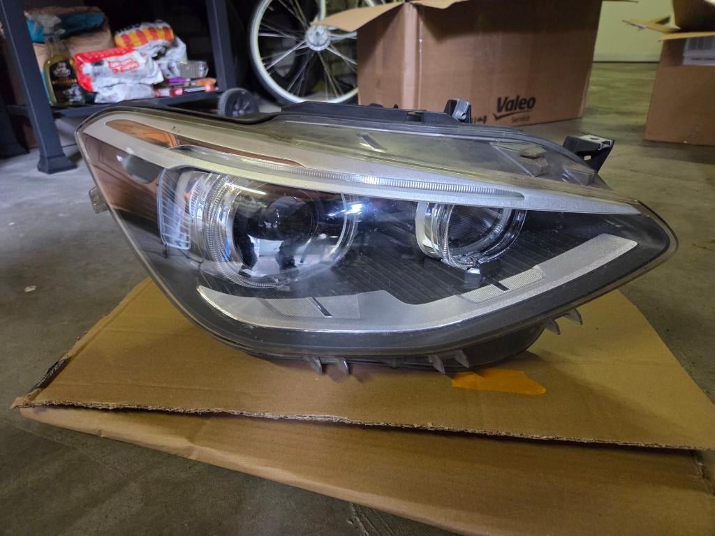 Koplamp rechts BMW 1-serie LED, Bi-Xenon (vochtprobleem), Ophalen, Gebruikt, BMW