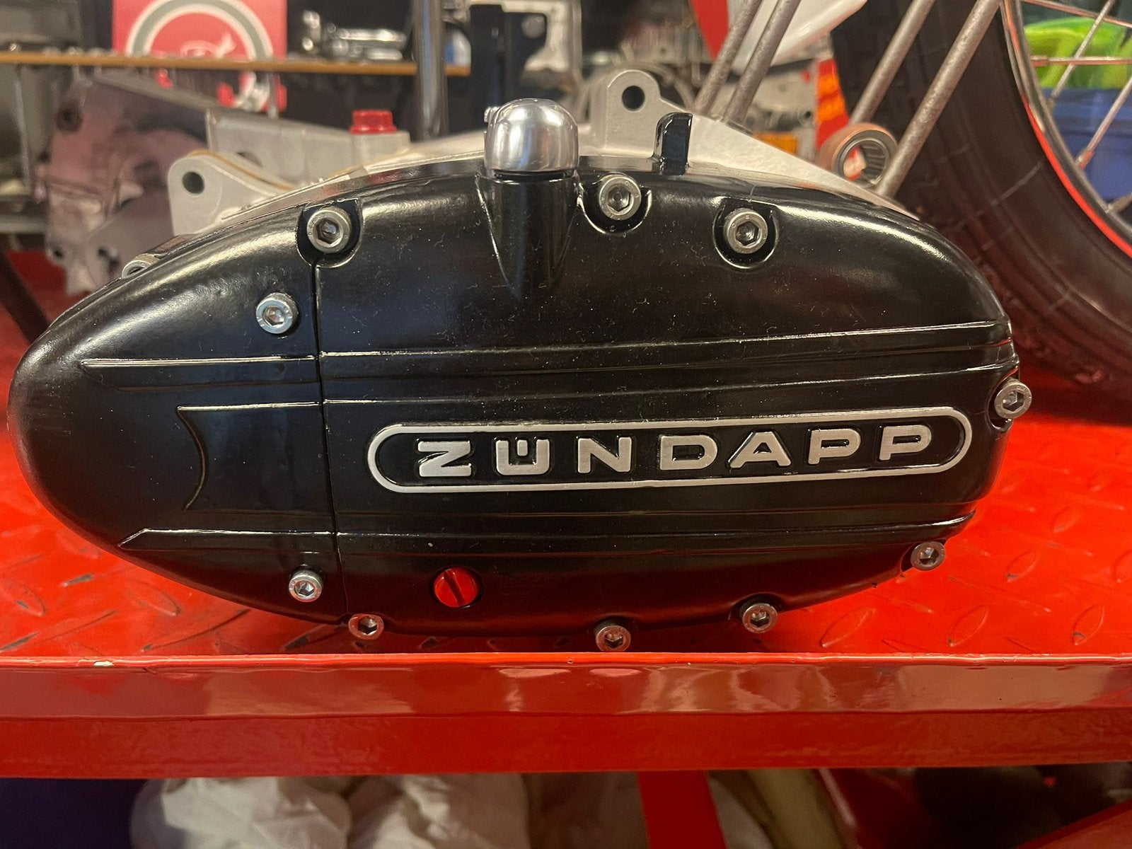 Ks 125, Ophalen, Zo goed als nieuw, Blok