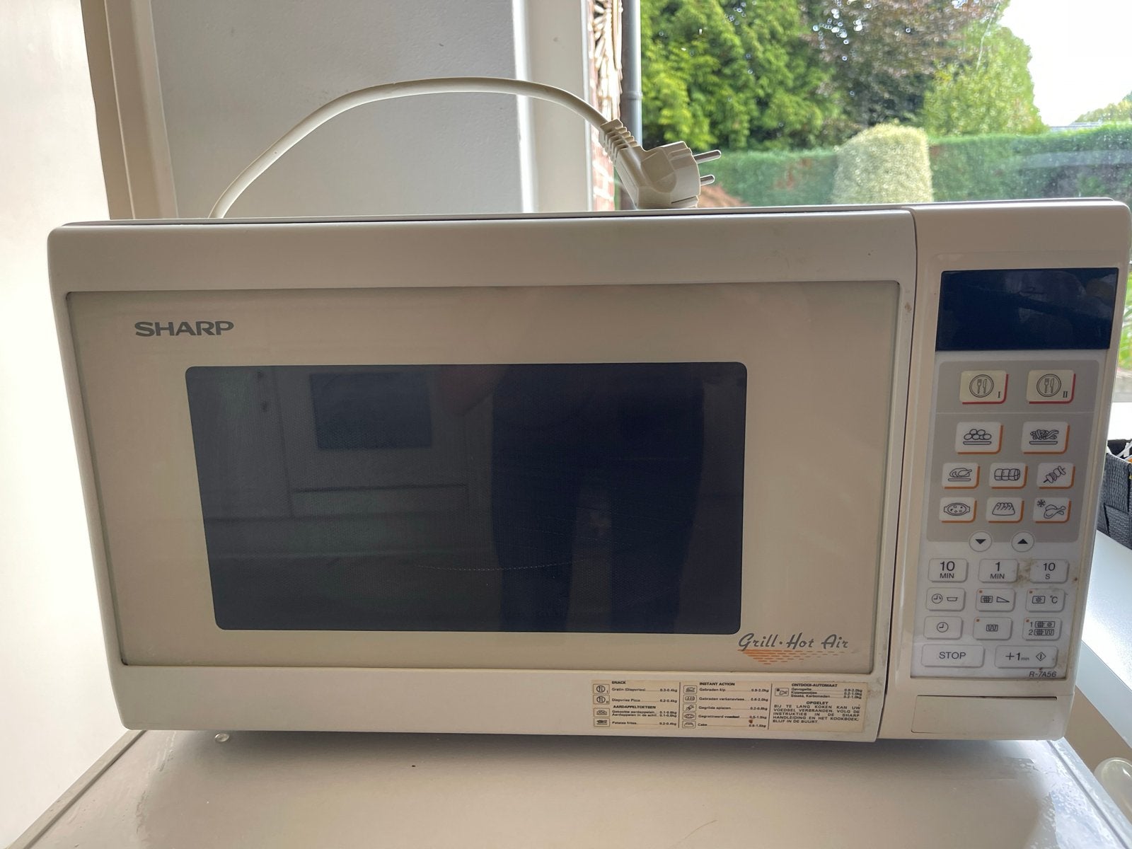 Sharp Combimagnetron Grill Hete Lucht - Gratis af te halen, Ophalen, Gebruikt, Hete lucht, Magnetron