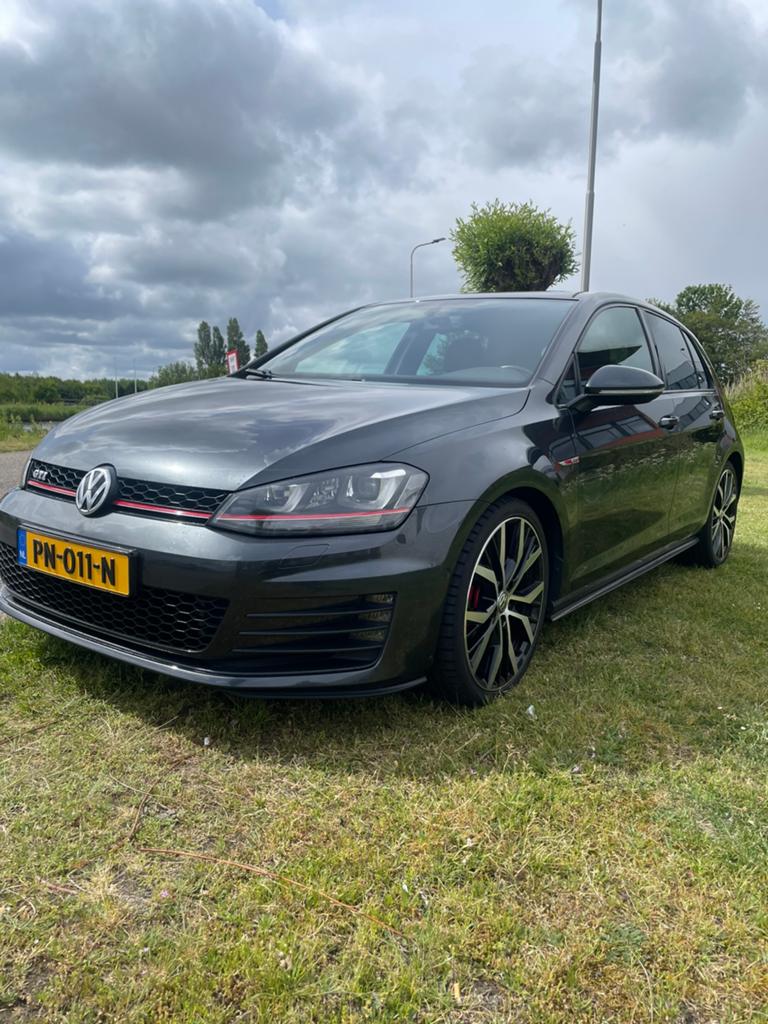 Volkswagen Golf 2.0 TSI 162KW 5D DSG 2013 donkergroen., Auto's, Volkswagen, Stof, Zwart, 4 cilinders, 1984 cc