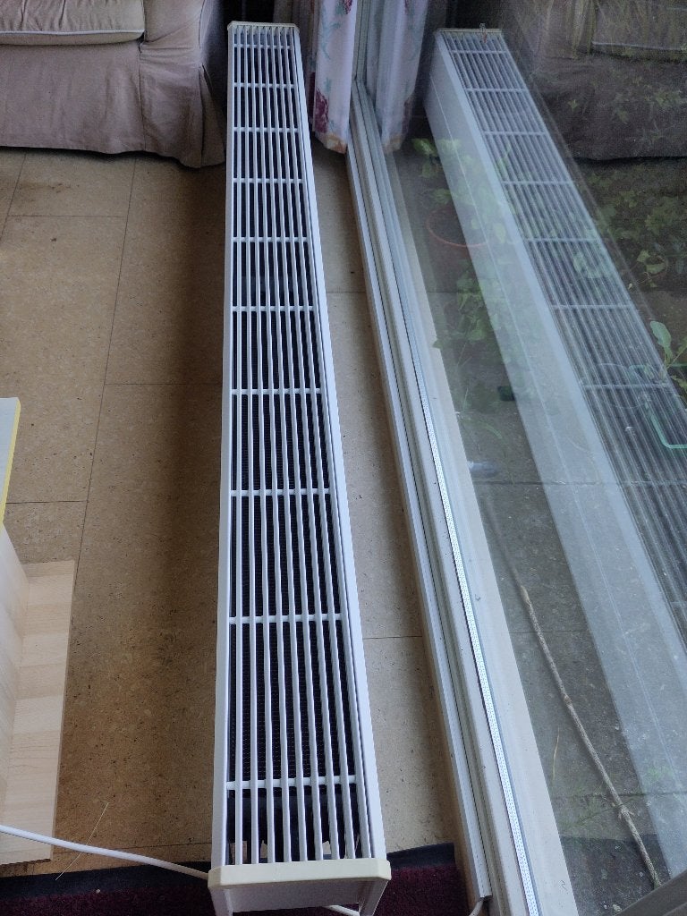 Jaga  convector 200cm, Doe-het-zelf en Verbouw, Verwarming en Radiatoren, Gebruikt, Radiator, 30 tot 80 cm, 150 cm of meer, Ophalen