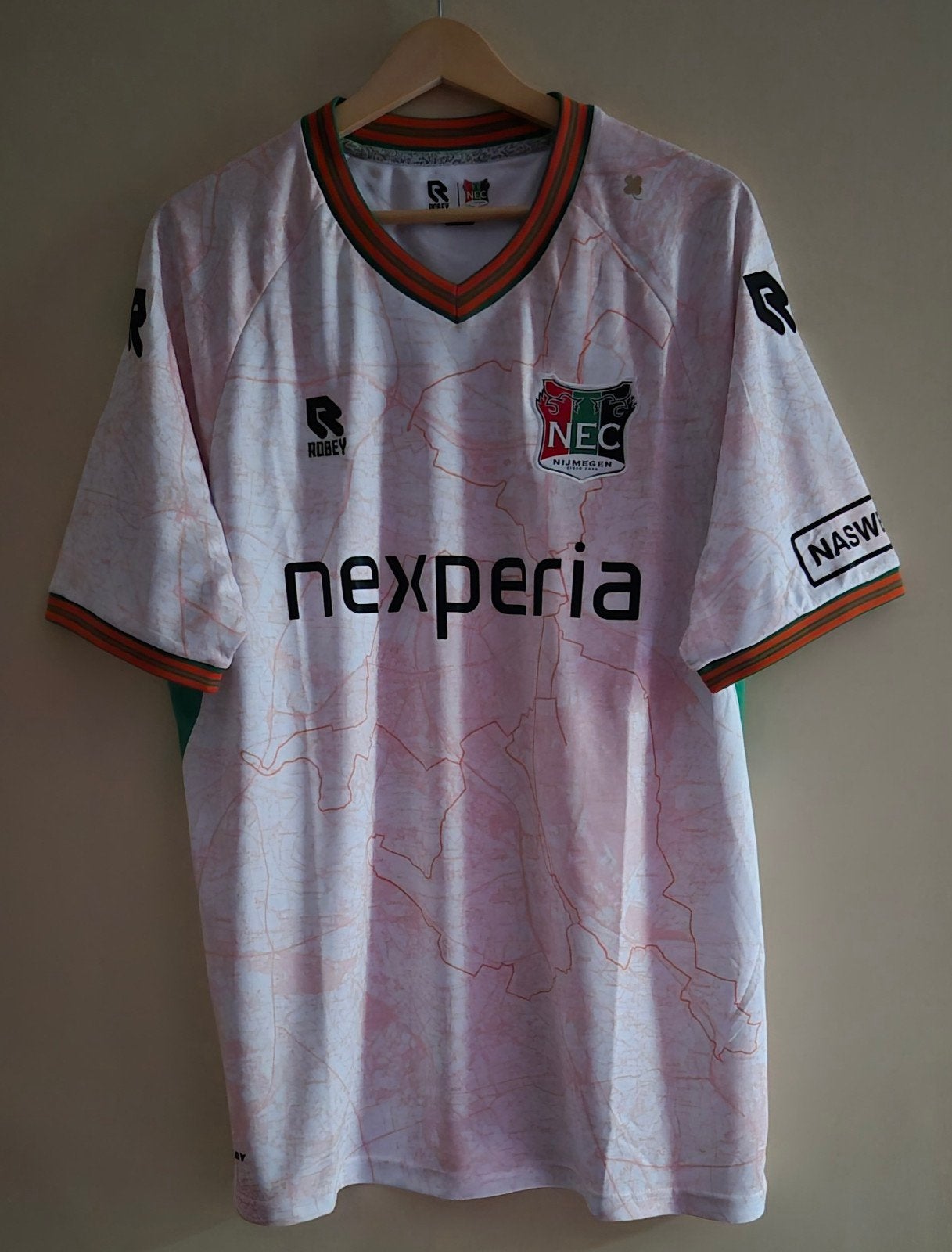 NEC Nijmegen Shirt., Maat 56/58 (XL), Ophalen of Verzenden, Zo goed als nieuw, Voetbal