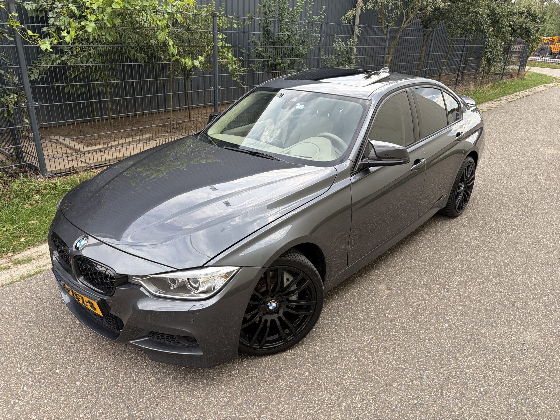 BMW 3-serie 335i ActiveHybrid 3 Upgrade Edition / M-PAKKET /, Auto's, Automaat, Euro 5, Achterwielaandrijving, Gebruikt