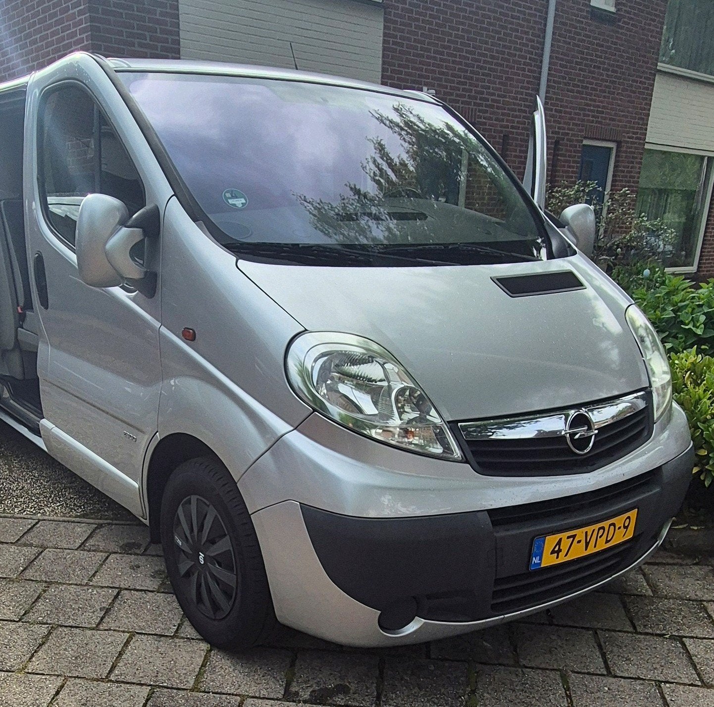 Opel Vivaro 2.5 Cdti 107KW DPF E4 2.9T 2008 DC (Marge), Auto's, 145 pk, Stof, 4 cilinders, Origineel Nederlands