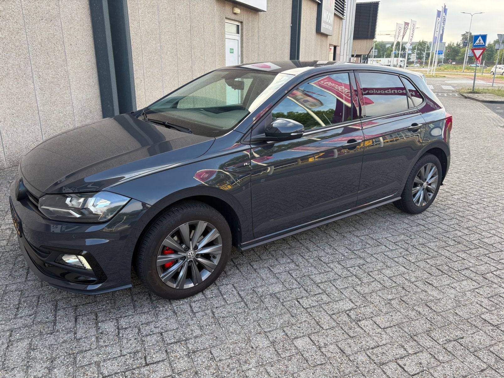 Volkswagen Polo 1.0 TSI Highline R-edition 115pk 2018, Auto's, Voorwielaandrijving, Stof, 1055 kg, 49 €/maand