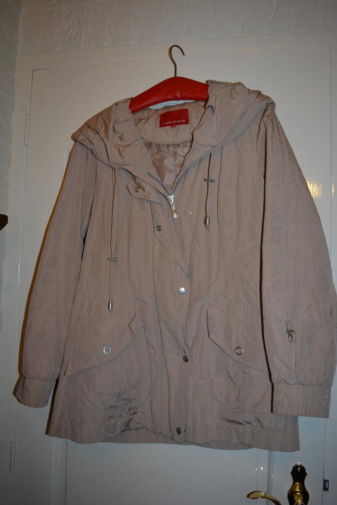 Laura di Sarpi, halflang zomer parka, mt 42, Bruin, Maat 42/44 (L), Ophalen of Verzenden, Zo goed als nieuw