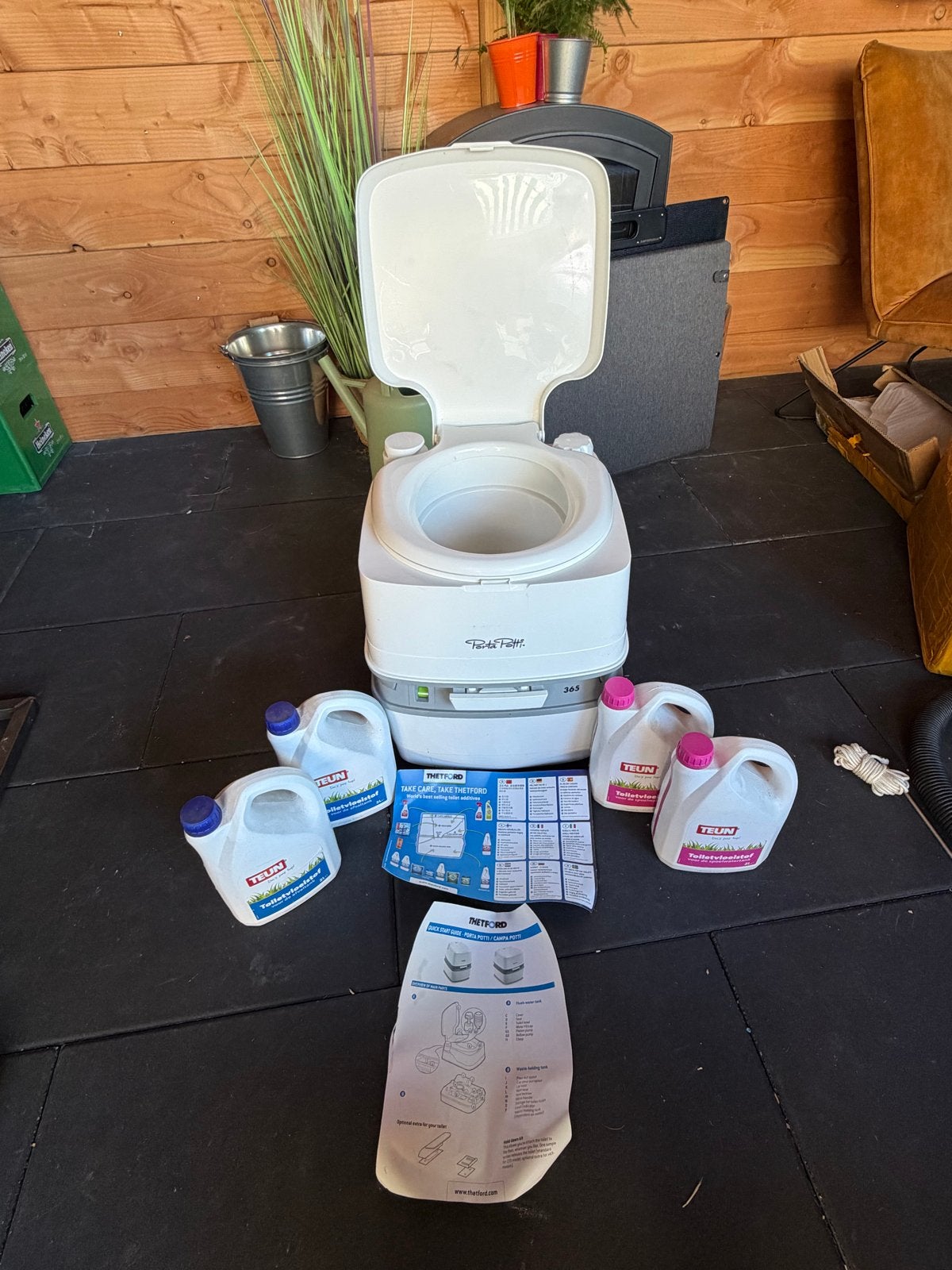Porta Potti draagbaar toilet met vloeistoffen, Ophalen, Zo goed als nieuw