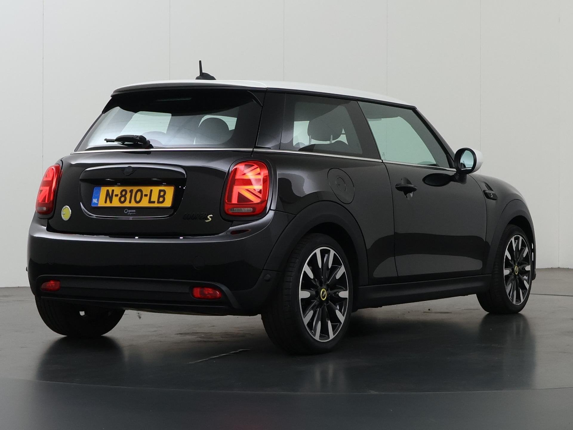 MINI Electric Business Edition 33 kWh | SOH 95% | Union Jack, 33 kWh, 4 stoelen, Origineel Nederlands, 184 pk