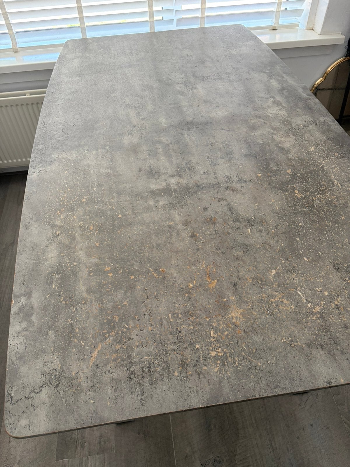 Eettafel Chestnut beton 160 cm Designstoel4u betonlook, Huis en Inrichting, Tafels | Eettafels, Ophalen, Gebruikt, Modern, industrieel