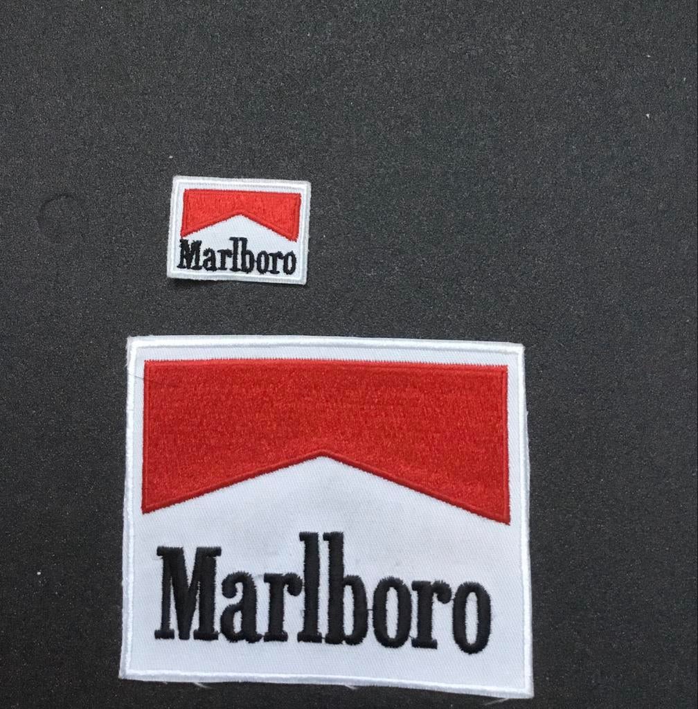 Marlboro embleem - 2 stuks (groot en klein), Motoren, Ophalen of Verzenden