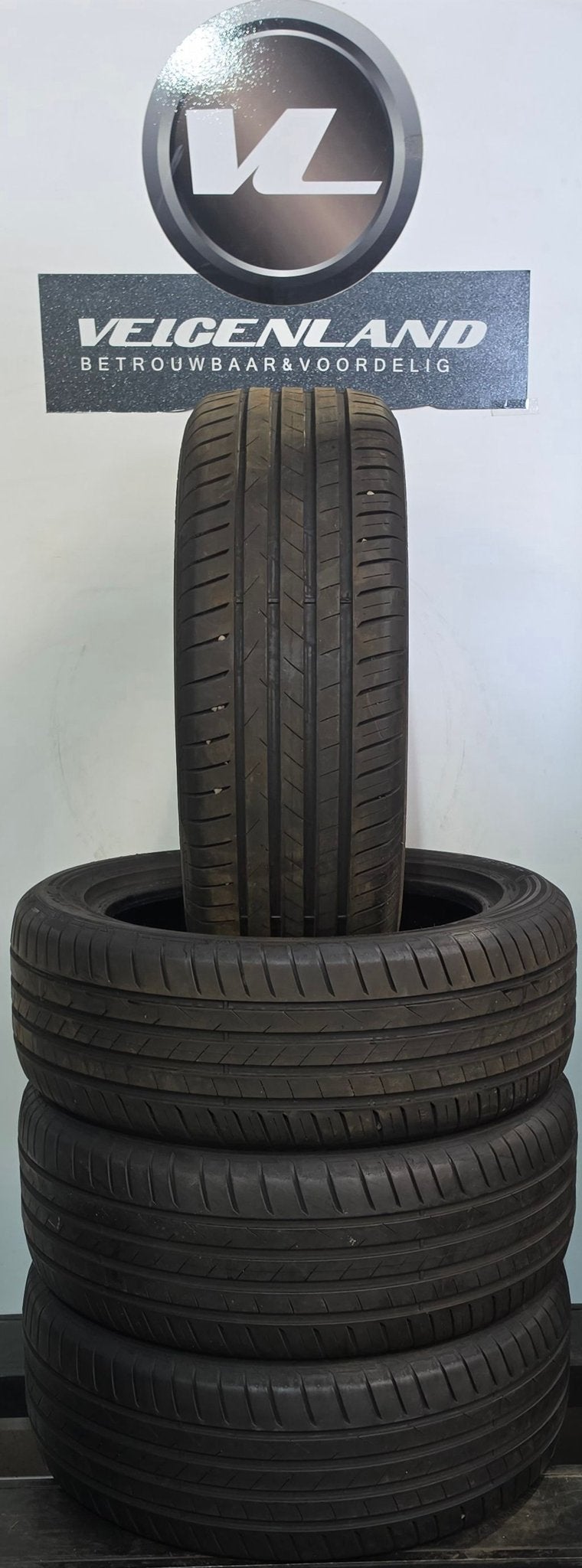 Vredestein Ultrac 215-50-17  2155017  215/50R17, -, -, 17 inch, Ophalen of Verzenden