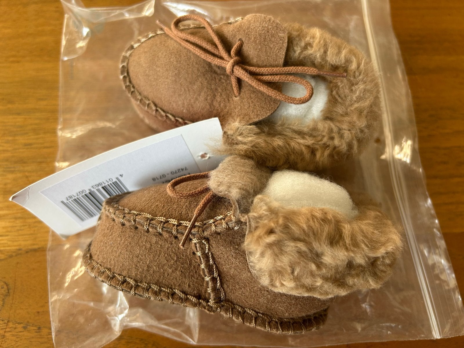 Nieuwe Kaiser babyslofjes maat 18 schapenvacht, Ophalen of Verzenden, Nieuw, Jongen of Meisje, Schoenen