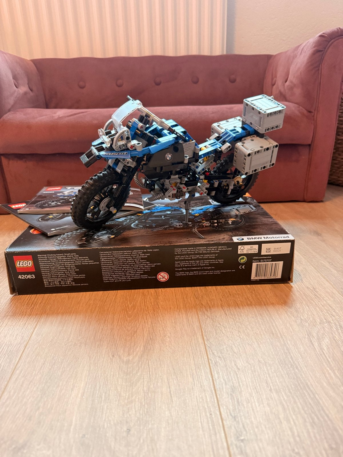 Lego Technic BMW R 1200 GS Adventure (42063), Ophalen of Verzenden, Zo goed als nieuw
