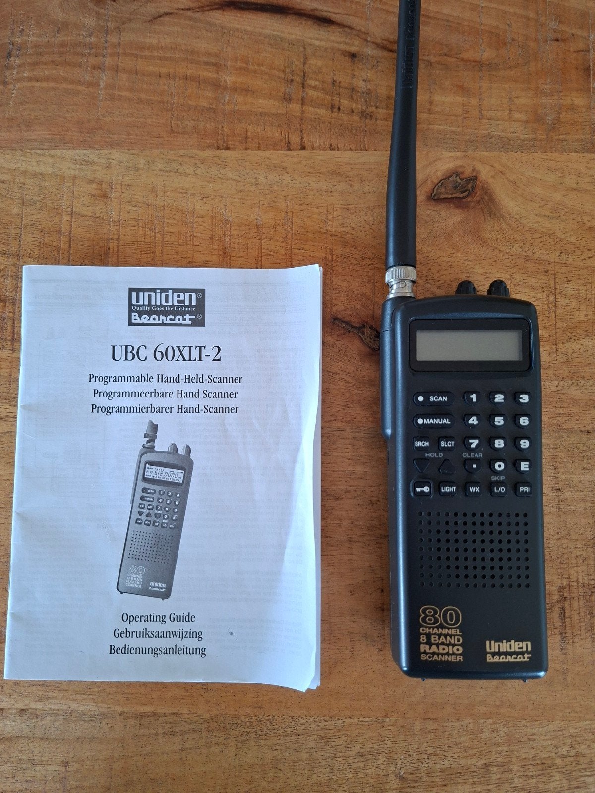 Uniden Bearcat UBC 60XLT-2 Handscanner met handleiding, Telecommunicatie, Scanners, Ophalen of Verzenden, Gebruikt, 30 tot 200 kanalen