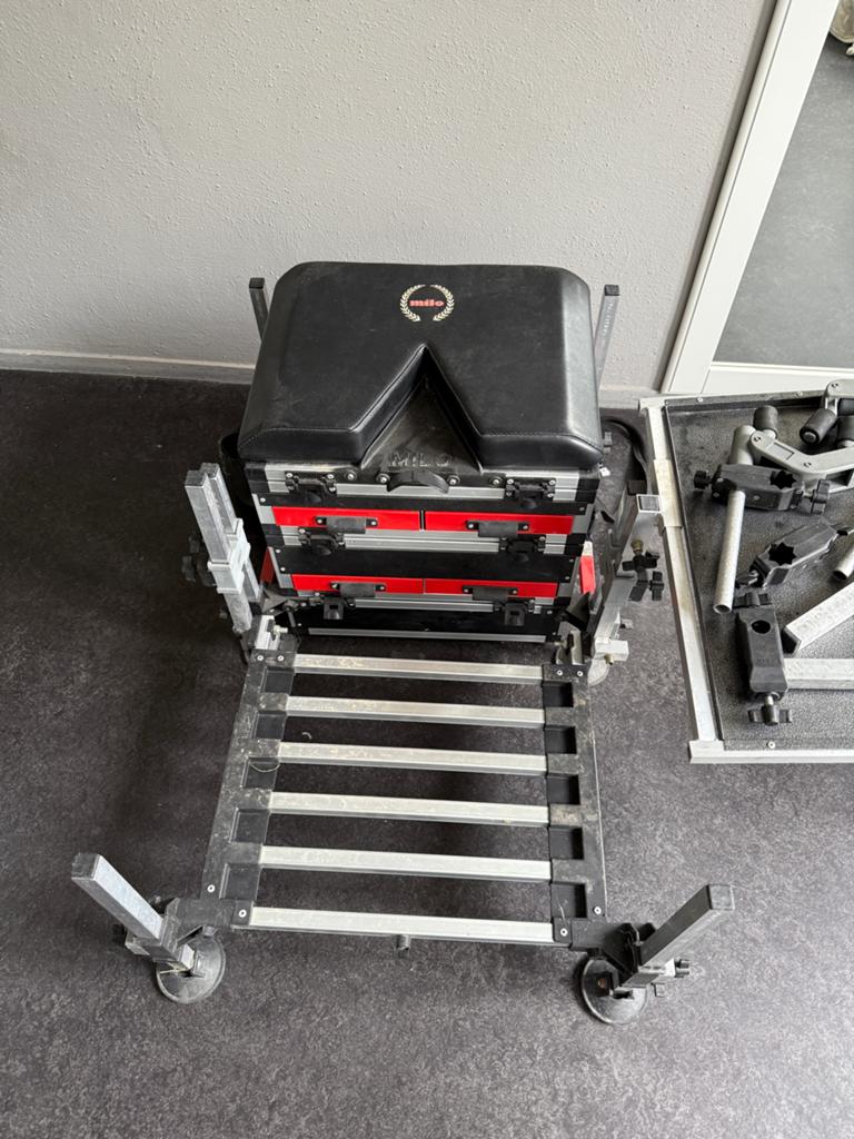 Milo M600 Viskoffer / Visplateau - Compleet en Stevig, Watersport en Boten, Ophalen, Gebruikt, Overige typen