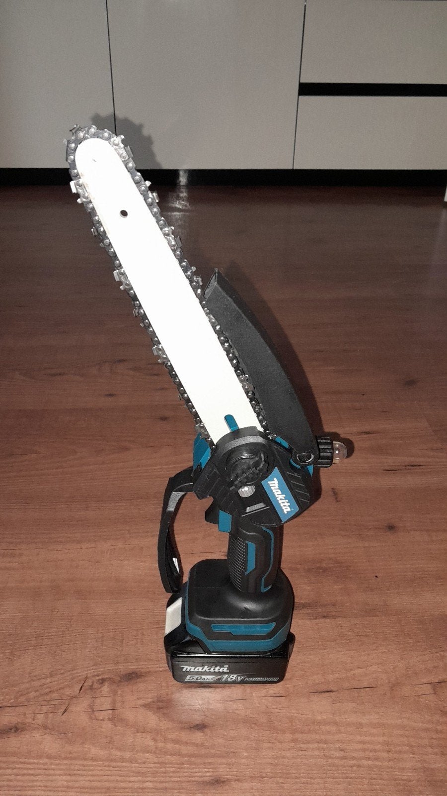 Makita mini kettingzaag, Doe-het-zelf en Verbouw, Ophalen, Nieuw, Kettingzaag, Makita