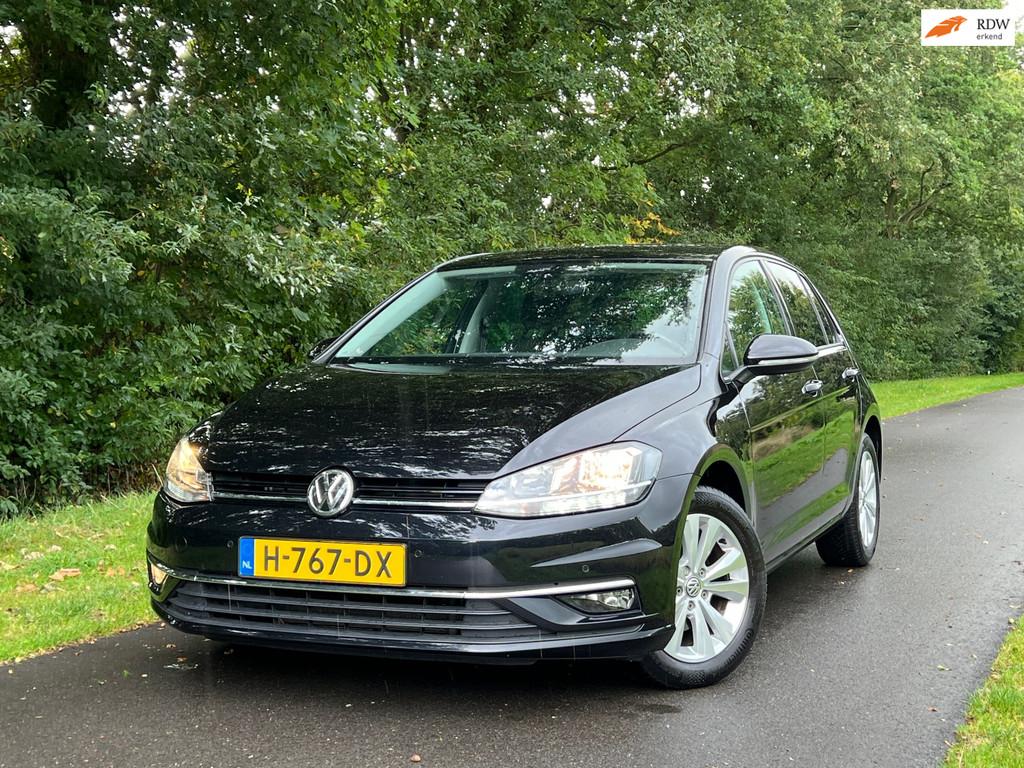 Volkswagen Golf 1.0 TSI Comfortline | Adaptief Cruise + Airc, Auto's, Stof, Gebruikt, Origineel Nederlands, Bedrijf