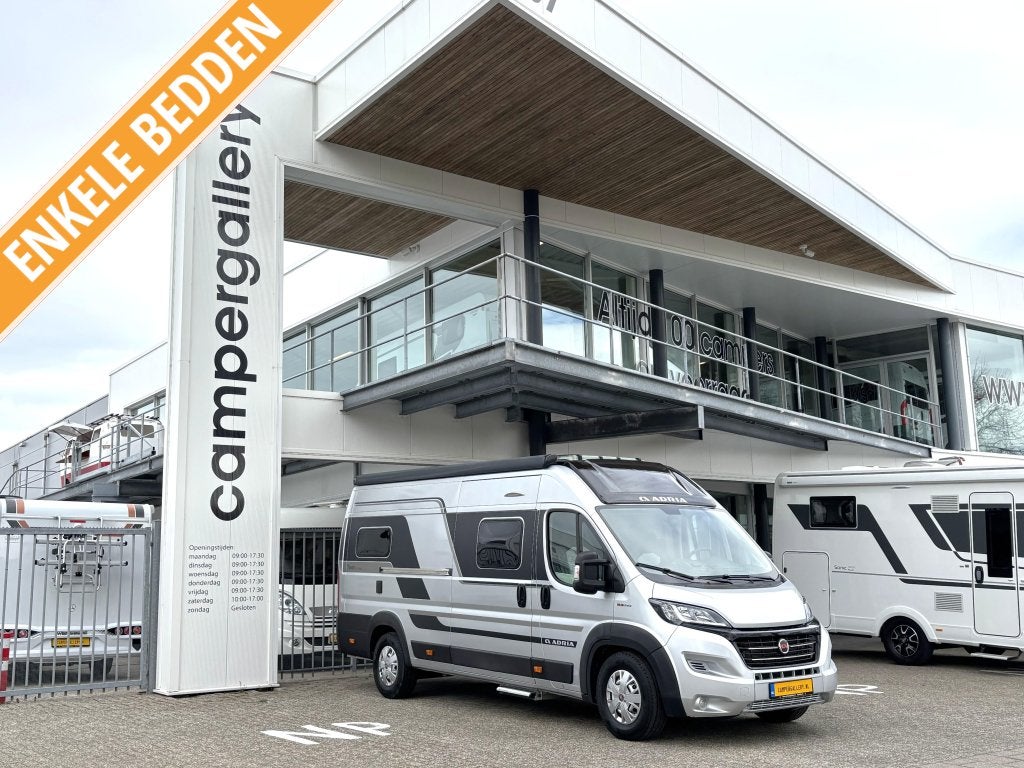Adria Twin 640 SLB Supreme ENKELE BEDDEN EURO6 MAXI CHASSIS, Caravans en Kamperen, Campers, Fiat, 6 tot 7 meter, Bedrijf, Tot en met 3
