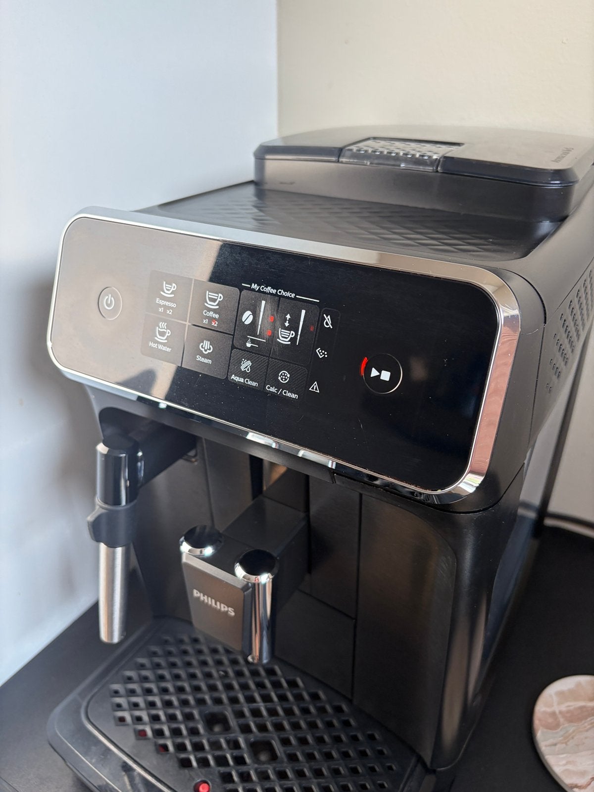 Foto 4 van Philips espressomachine ep2221 zwart koffiemachine