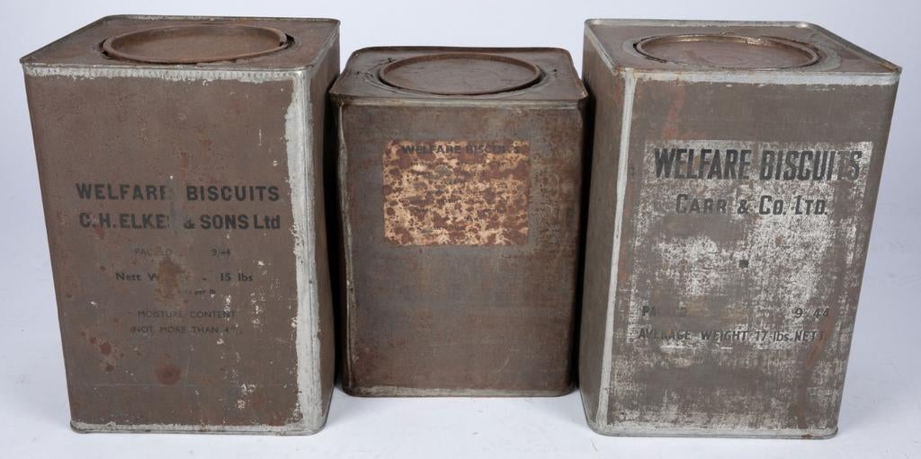 Welfare Biscuits blikken WO2, Ophalen