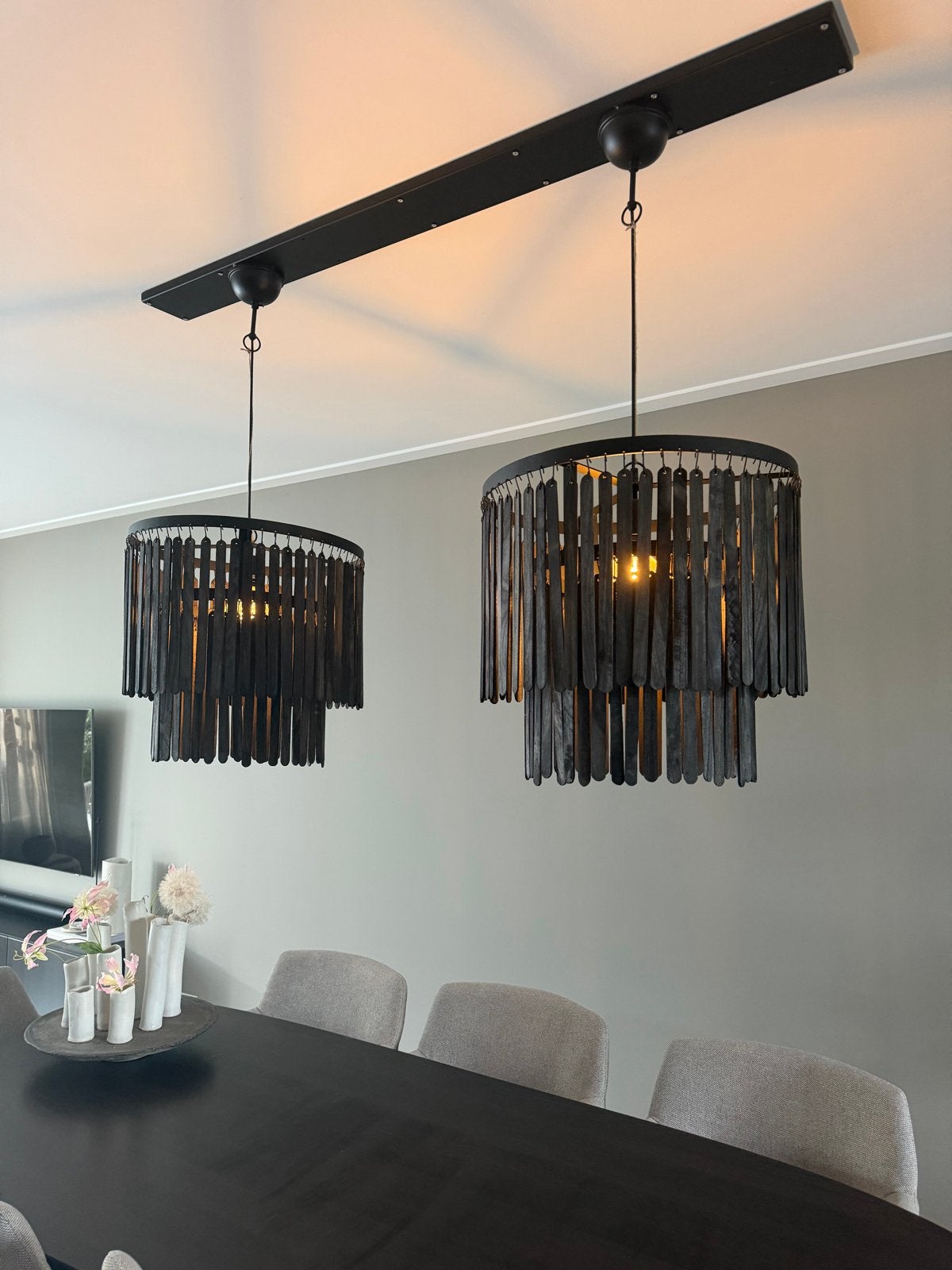 2x Light & Living GULARO hanglampen met plafondbalk, Huis en Inrichting, Ophalen of Verzenden, Zo goed als nieuw, Hout, E27 (groot)