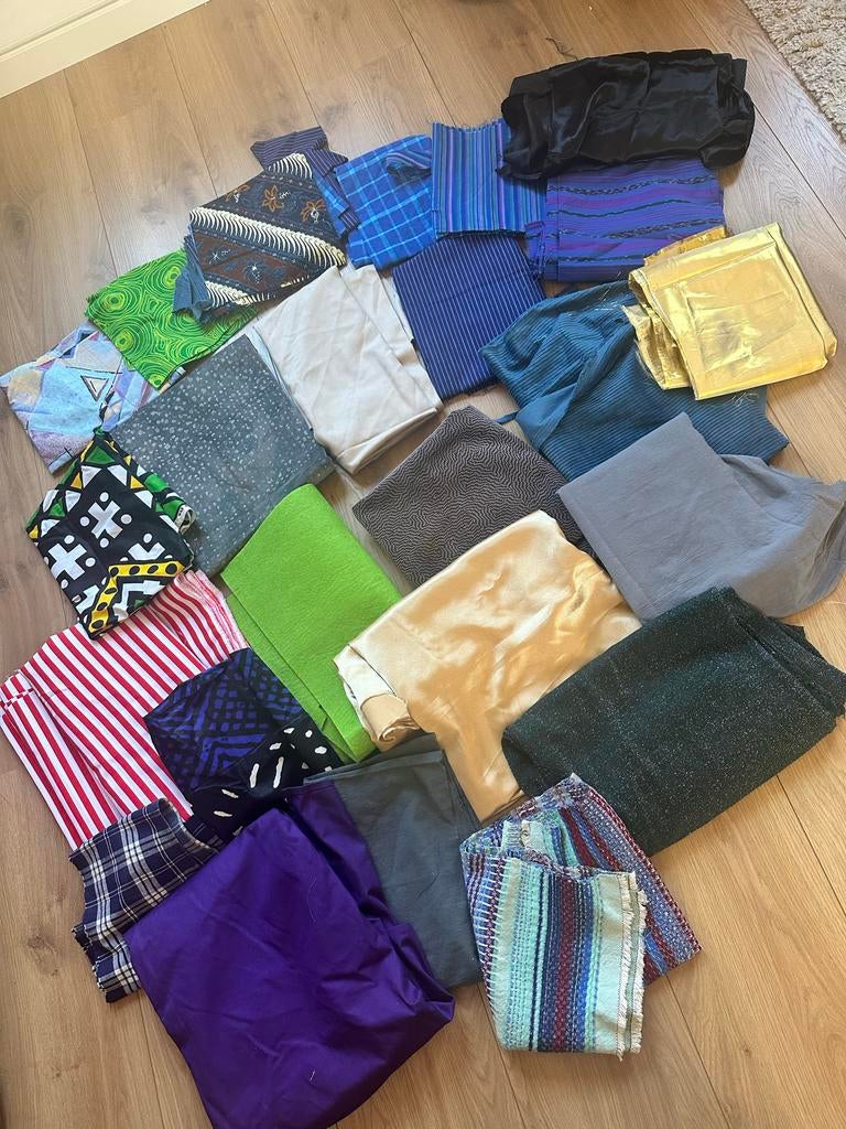 Diverse Stoffenpakket - Verschillende Materialen en Kleuren, Overige materialen, Gebruikt, Overige kleuren, Ophalen of Verzenden