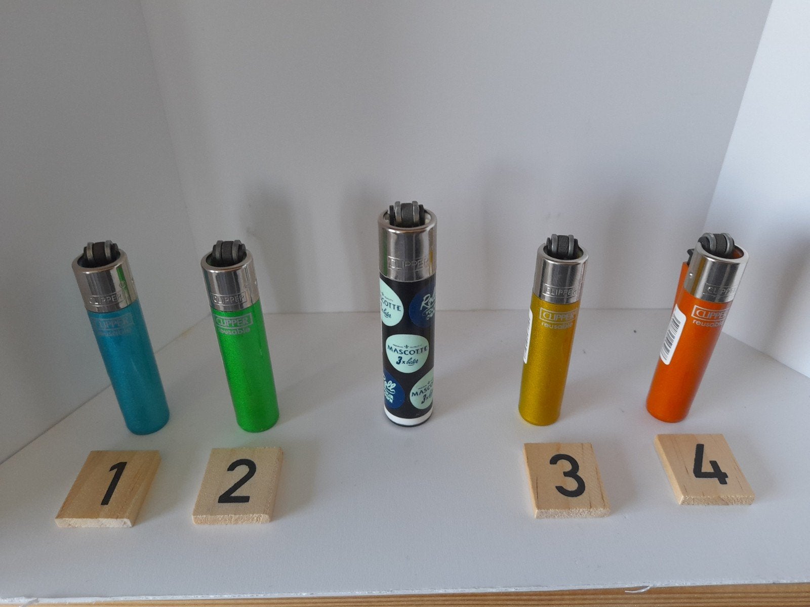 Clipper mini aanstekers in metallic kleur., Ophalen of Verzenden, Nieuw, Aansteker