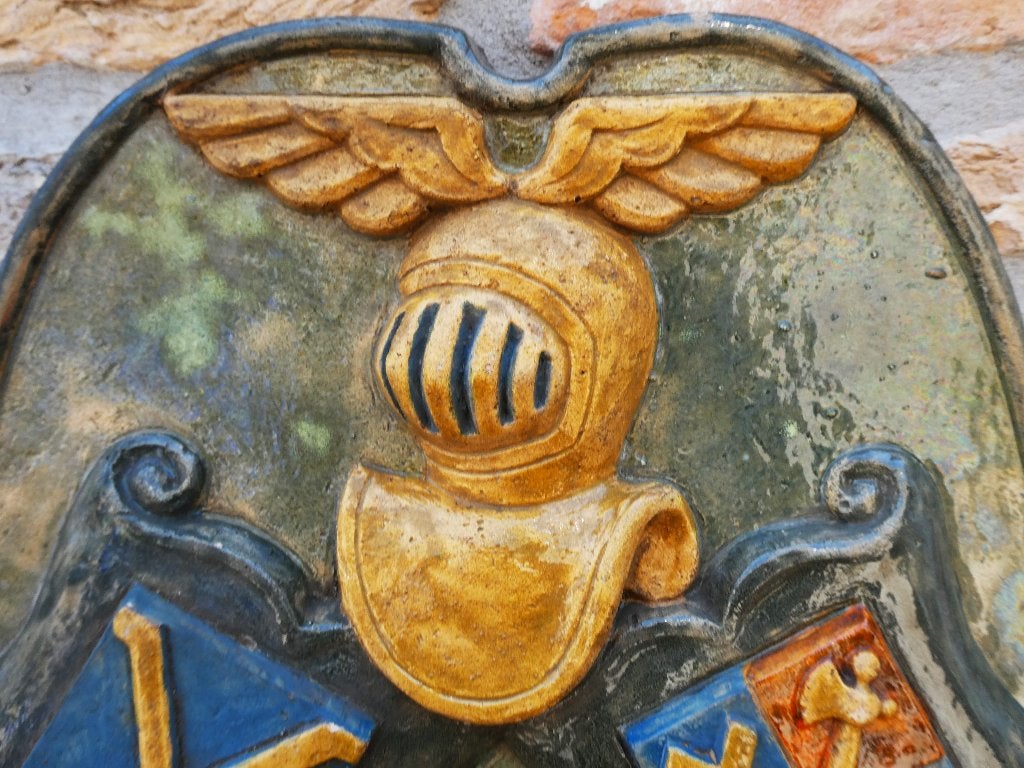 Gevelsteen wapenschild Ridderhelm Heraldiek RIT Tegelen, Ophalen of Verzenden