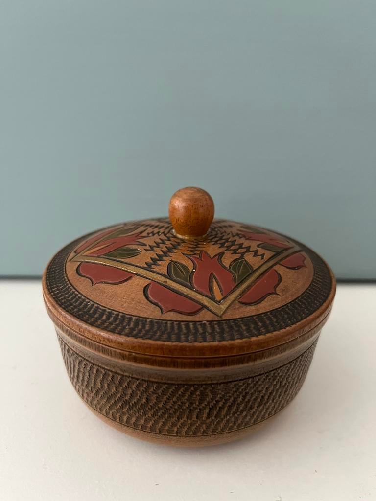 Amsterdamse School dekselpotje, Houtsnijwerk, Minder dan 20 cm, Art deco, Ophalen of Verzenden