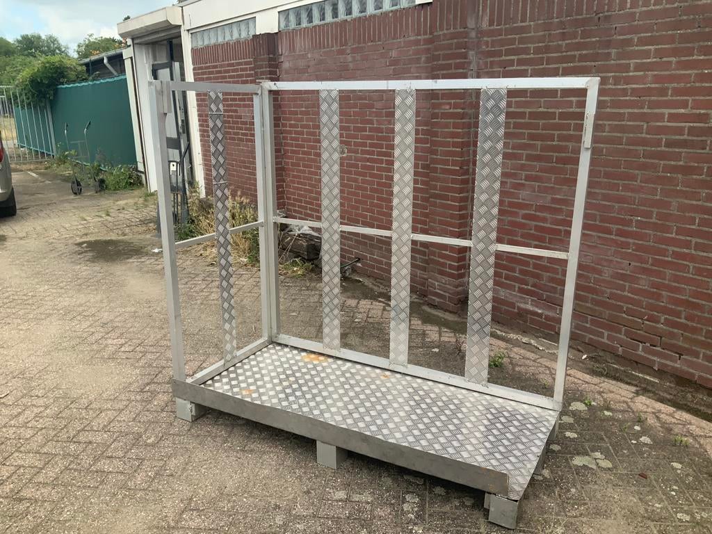Licht gewicht pallet op uit neembaar rek, 100 liter of meer, Ophalen of Verzenden, Zo goed als nieuw, Transportkar