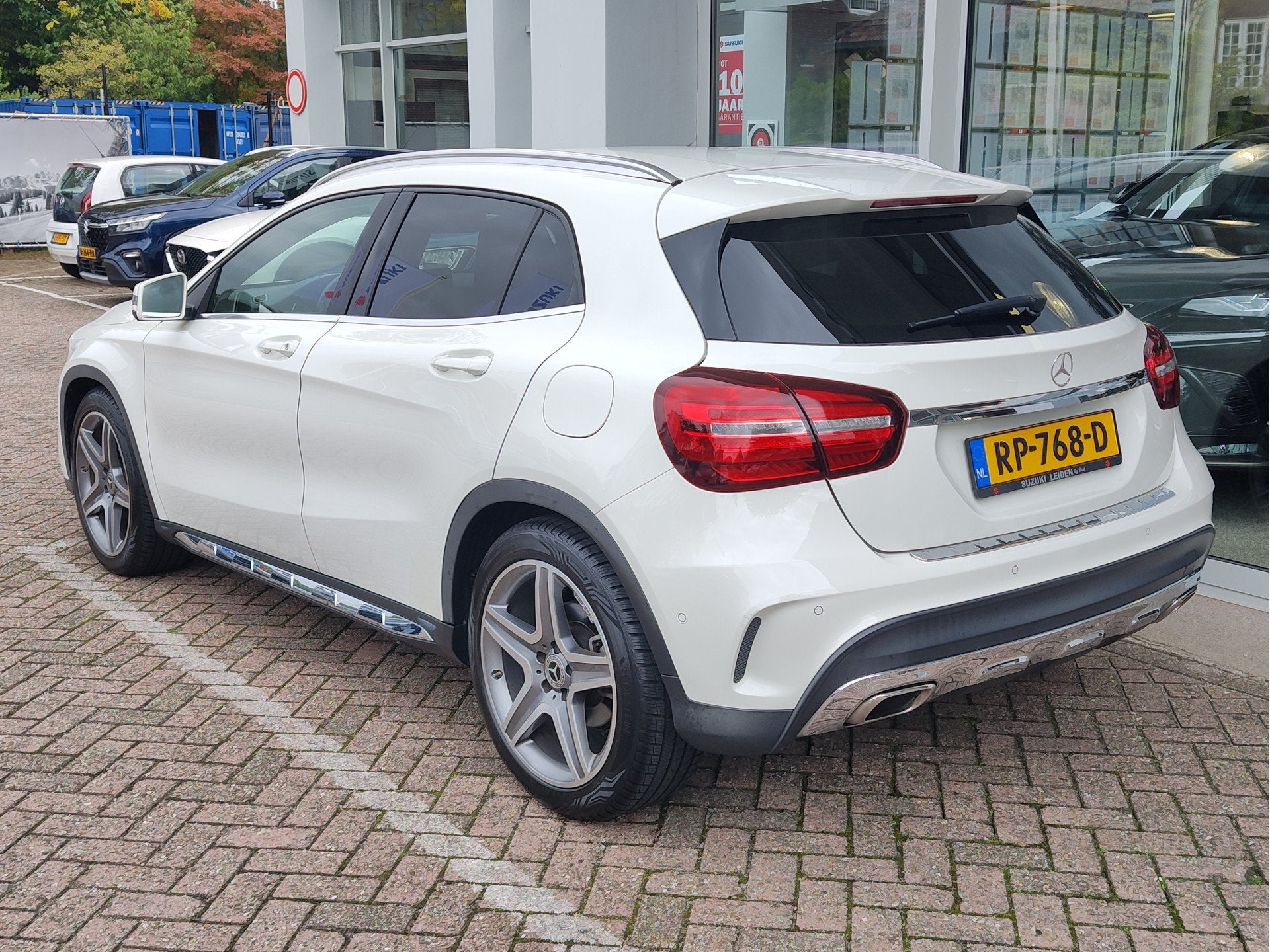 Mercedes-Benz GLA 180 ACTIVITY EDITION AUTOMAAT Clima | Navi, Auto's, Gebruikt, 4 cilinders, Cruise Control, 1335 kg
