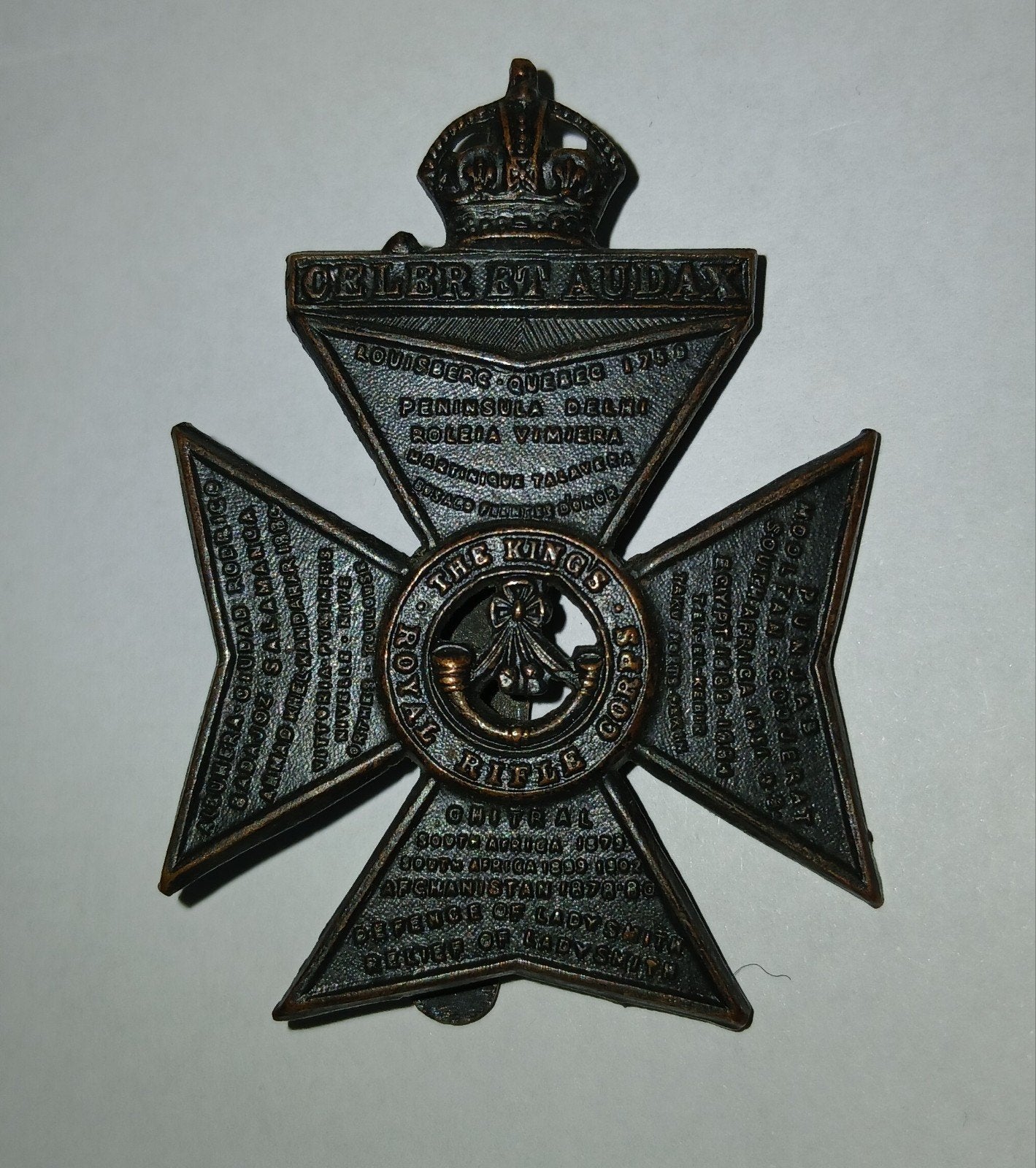 The Kings Royal Rifle Corps Cap Badge Wo2, Verzamelen, Ophalen of Verzenden, Engeland, Embleem of Badge