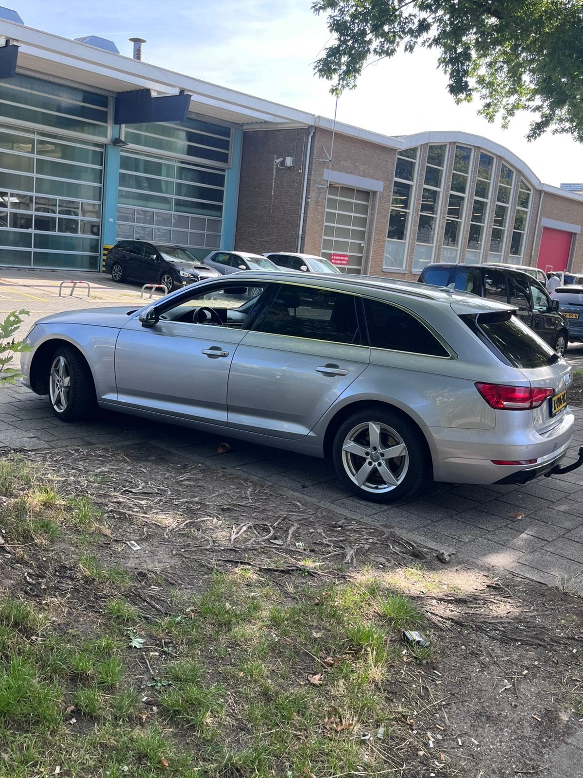 0624389029, Auto's, 4 cilinders, A4, 19 km/l, Particulier