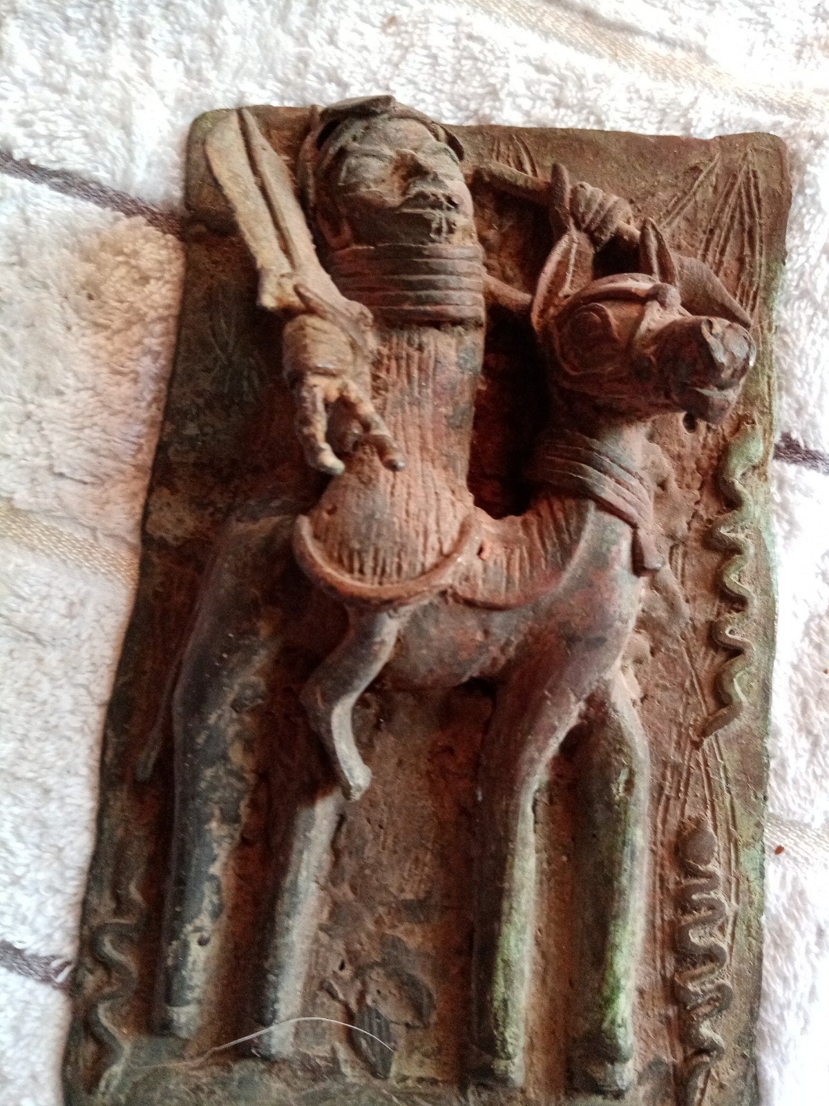Antieke Bronzen Plaat met Krijger te Paard, Antiek en Kunst, Ophalen of Verzenden, Brons