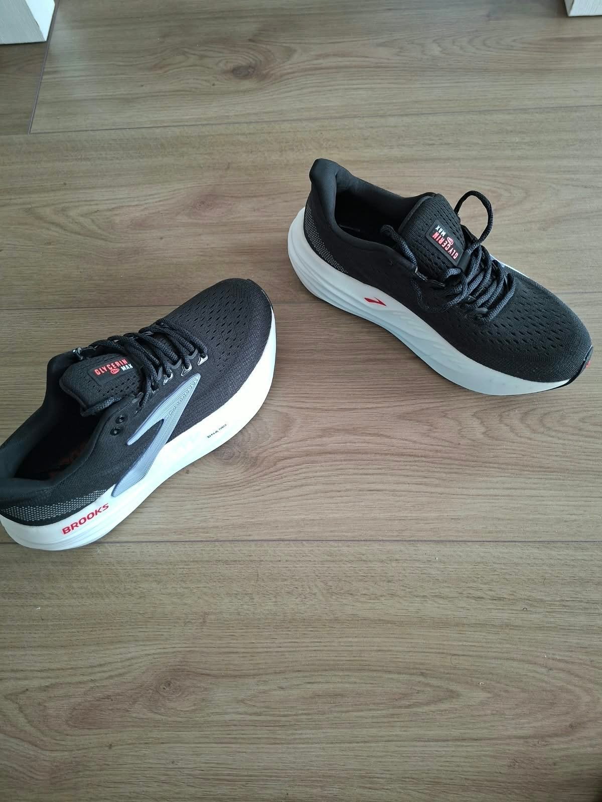 Brooks Glycerin GTS 20 hardloopschoenen 43, Nieuw, Ophalen of Verzenden, Sportschoenen, Zwart