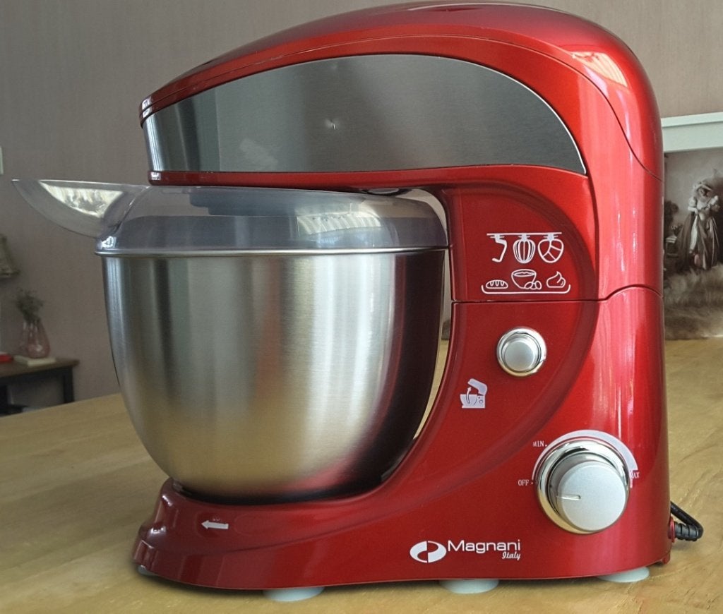 Magnani Italy keukenmachine, Witgoed en Apparatuur, Keukenmixers, 4 liter of meer, Ophalen of Verzenden, Gebruikt, 3 snelheden of meer