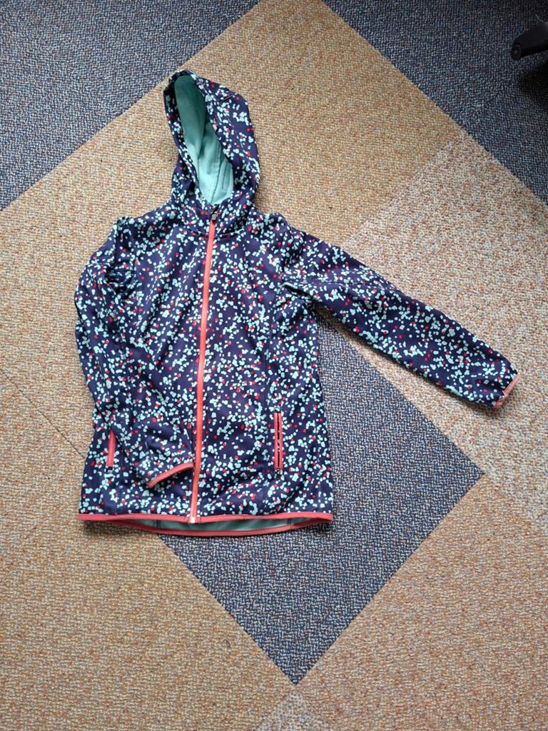 Softshell zomerjas maat 146/152 meisje, Ophalen of Verzenden, Zo goed als nieuw, Meisje, Jas