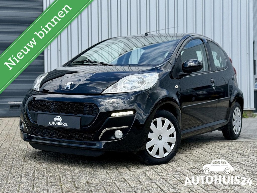 Peugeot 107 1.0 Active NL-AUTO|AIRCO|1-EIGENAAR|5DRS, Voorwielaandrijving, Euro 5, Gebruikt, Zwart
