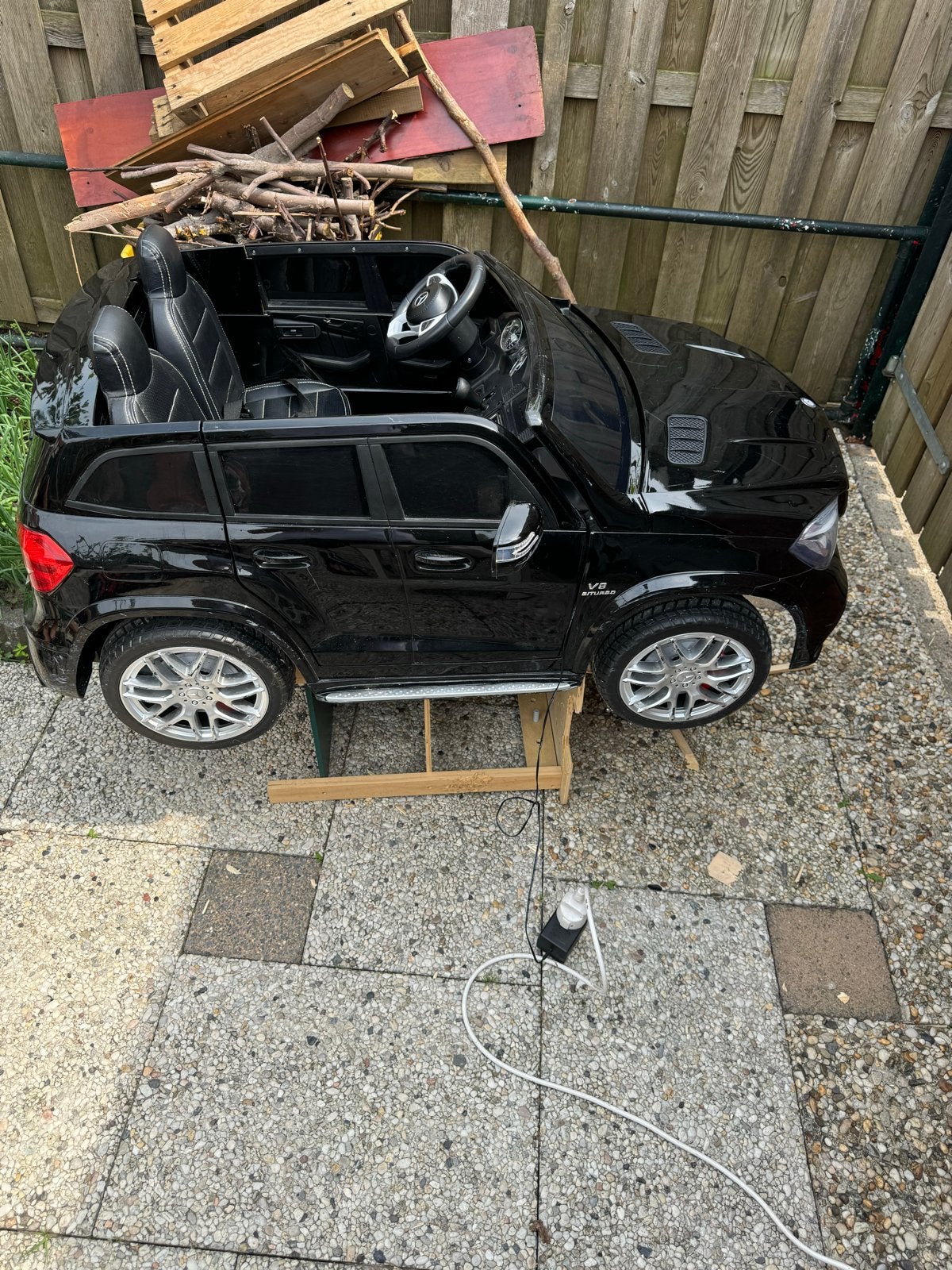 Defecte elektrische kinderauto - Mercedes GLS63 AMG, Ophalen of Verzenden, Gebruikt