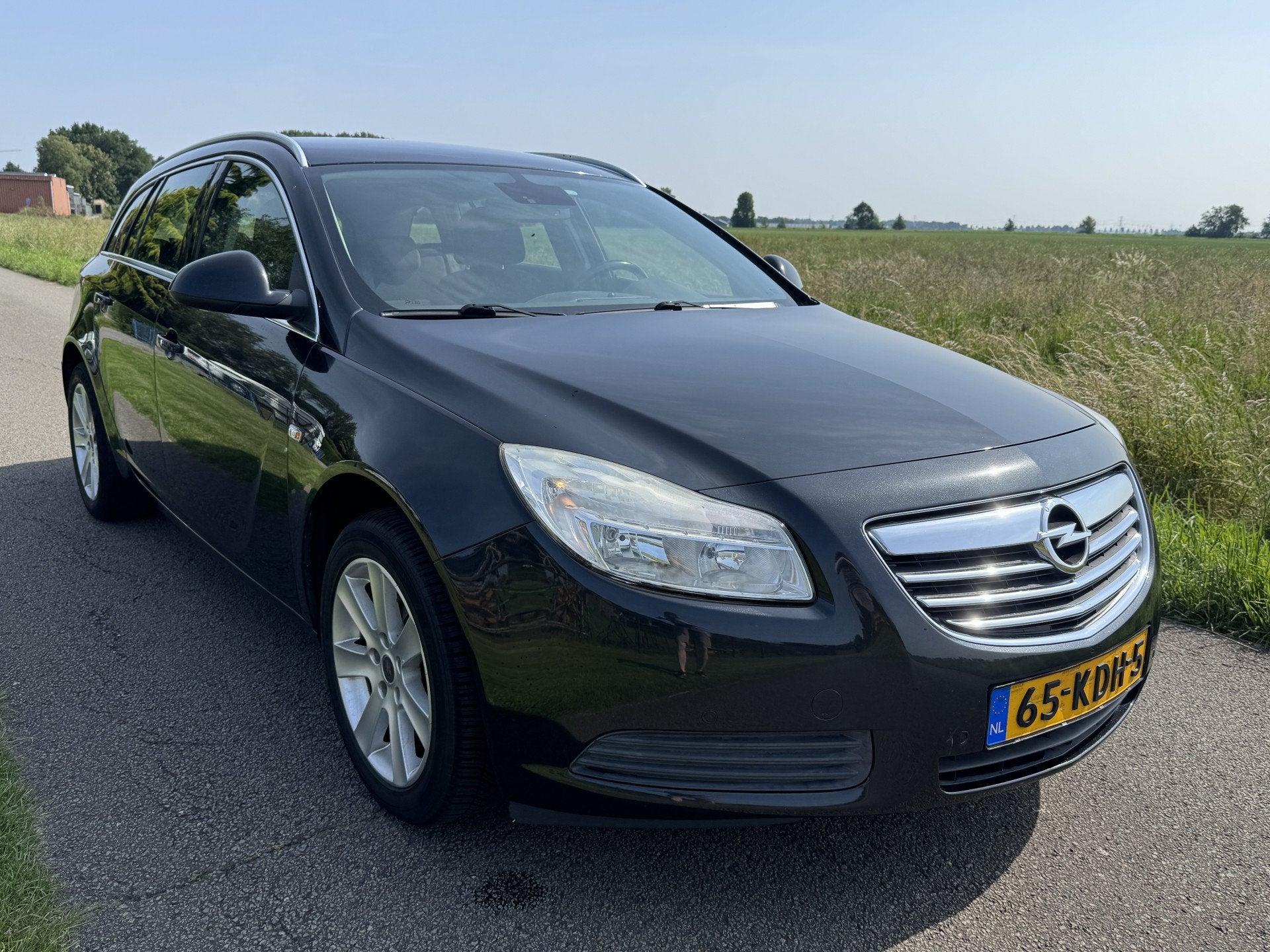 Opel Insignia Sports Tourer 1.6 T Edition NAVI/PDC/ECC / EXP, Auto's, Euro 5, Stof, Gebruikt, Zwart