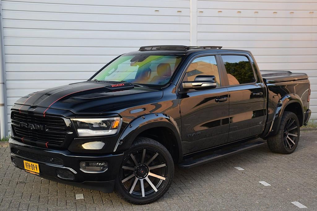 Dodge Ram 1500 5.7 V8 4x4 Crew Cab 5'7 Limited*HULK*Dak*Navi, Auto's, Automaat, Verwarming stoelen achter, Gebruikt, 5654 cc