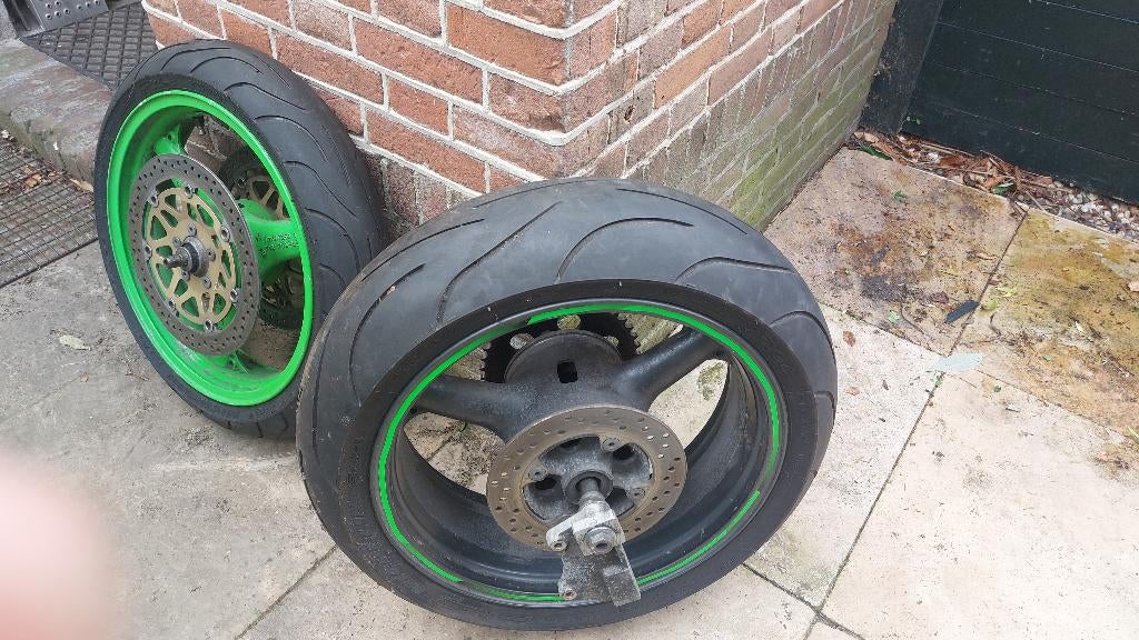 Wielen ZX9R, Motoren, Ophalen, Gebruikt