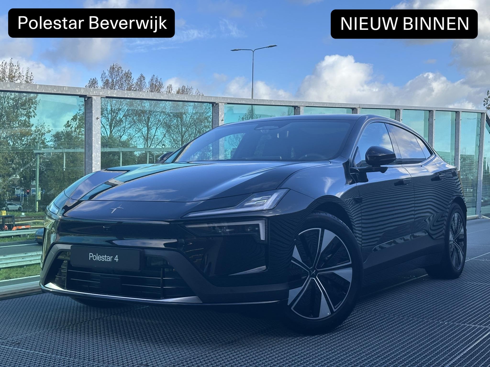 Polestar 4 Long Range Single motor Prime 100 kWh / Pano. dak, Auto's, Automaat, Achterwielaandrijving, Met garantie (alle), Zwart