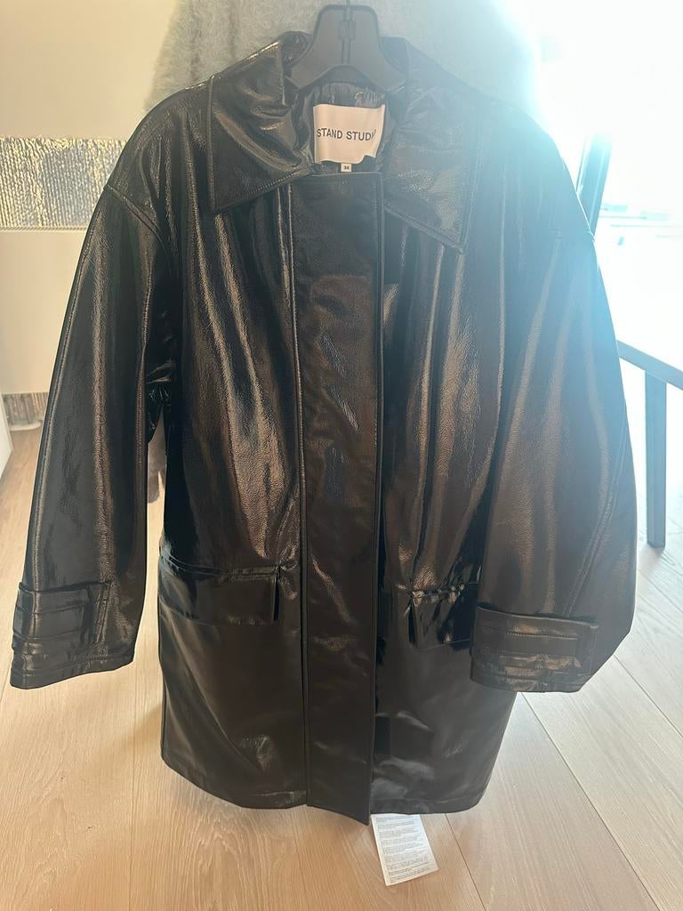 Nieuw STAND STUDIO Conni glossed coat FR 34, Ophalen of Verzenden, Zo goed als nieuw, Maat 34 (XS) of kleiner, Zwart
