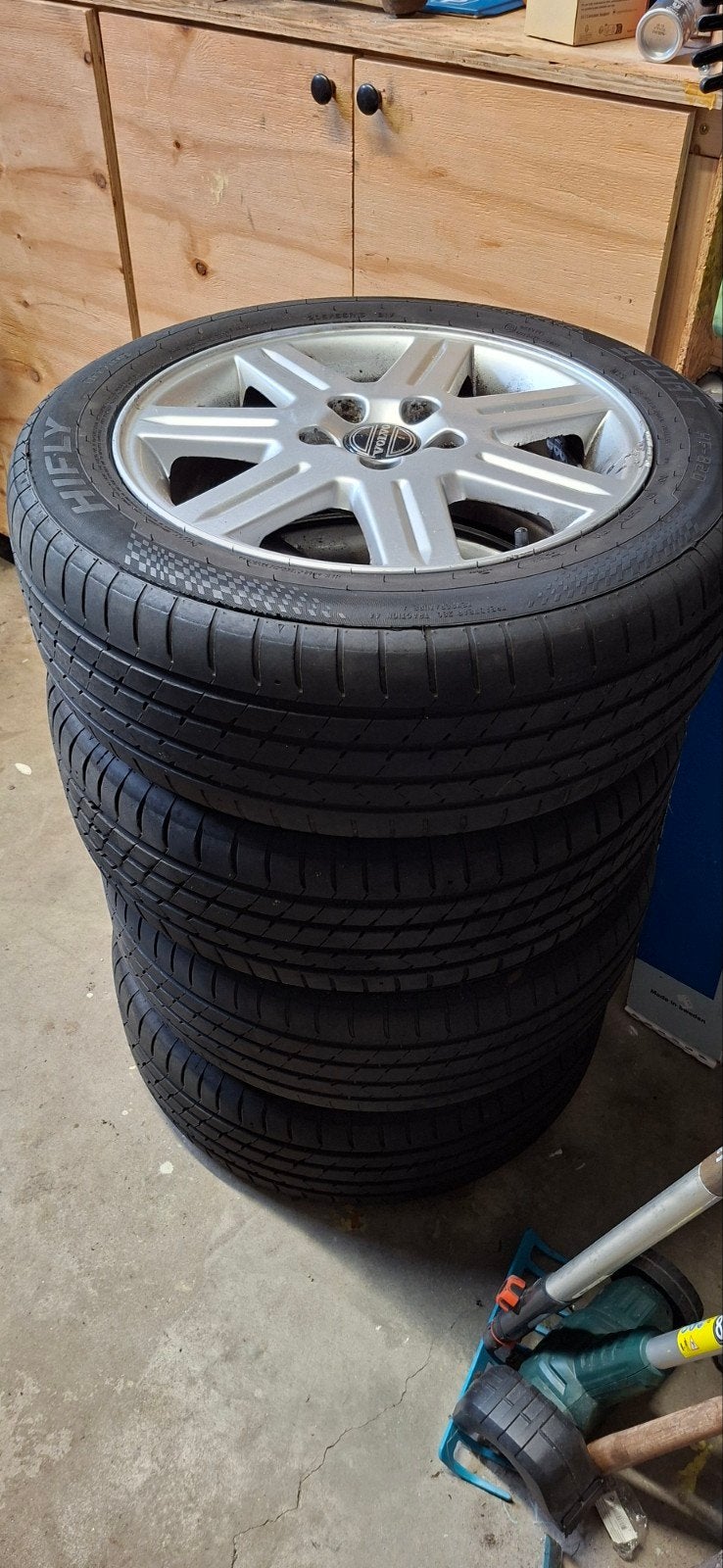 Volvo 16 inch velgen 205 55 16 91V, Auto-onderdelen, Gebruikt, 16 inch, Banden en Velgen, Personenwagen