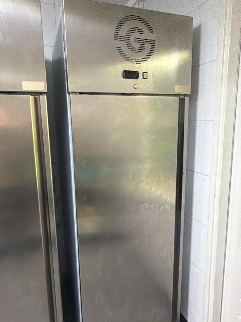 Professionele RVS Koelkast - GGM GASTRO DEFECT, Witgoed en Apparatuur, Koelkasten en IJskasten, Ophalen, Zonder vriesvak, 200 liter of meer