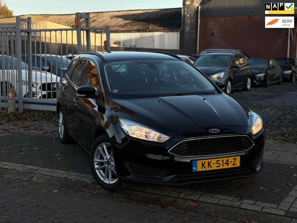 Ford Focus Wagon 1.0 Trend | Nieuwe D-Riem | Trekhaak | Navi, Auto's, Gebruikt, Zwart, Origineel Nederlands, Handgeschakeld