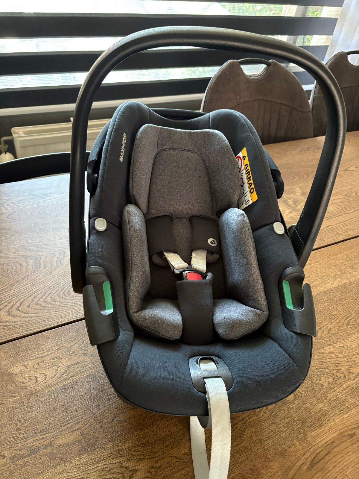 Maxi-Cosi Pebble 360 met New Born Inlay, Ophalen, Gebruikt, Zijbescherming, Isofix