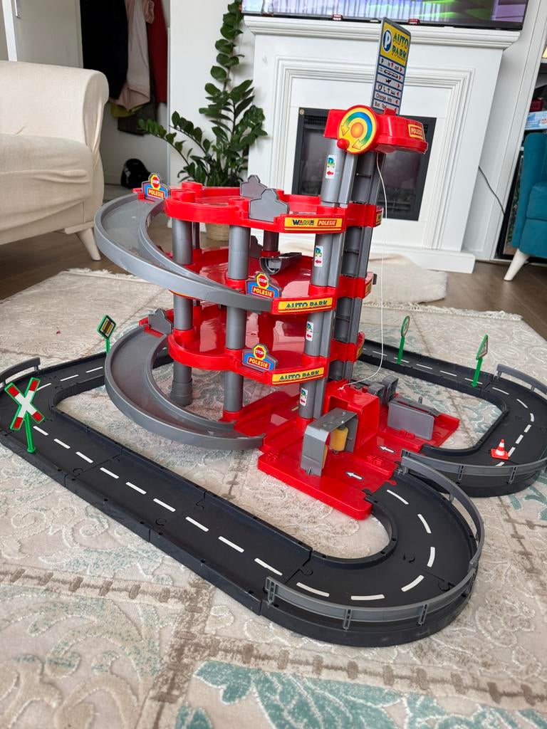 Grote Parkeergarage met Wegdelen en Accessoires, Ophalen of Verzenden, Gebruikt