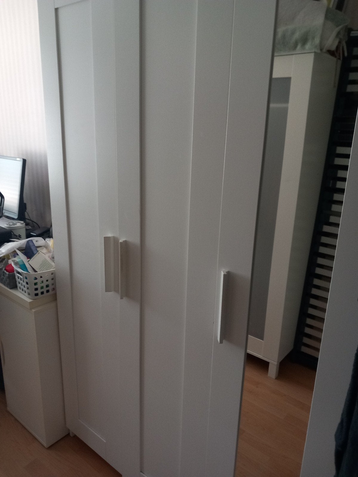 brimnes kast ikea wit. 3 deurs, Ophalen, Zo goed als nieuw